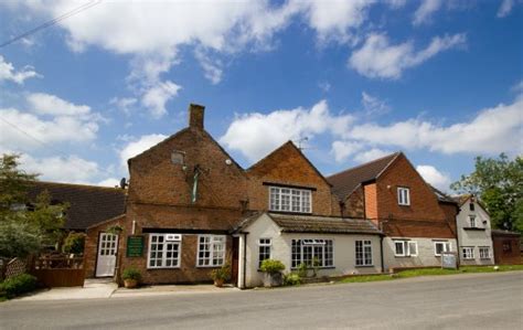 tudor pub slimbridge